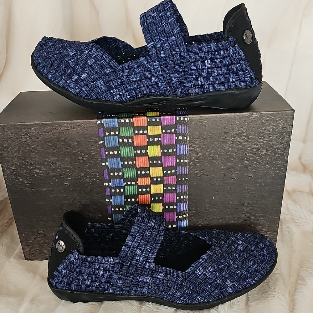 bernie mev. Women's Woven Blue Loafers